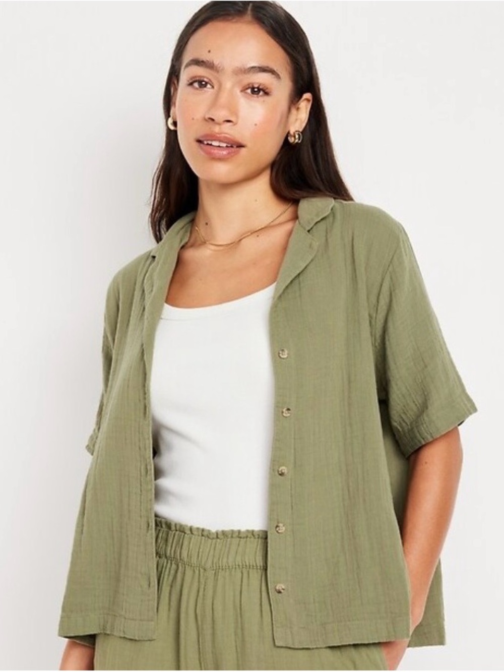 Old Navy Olive Green Short-Sleeve Button-Front Shirt